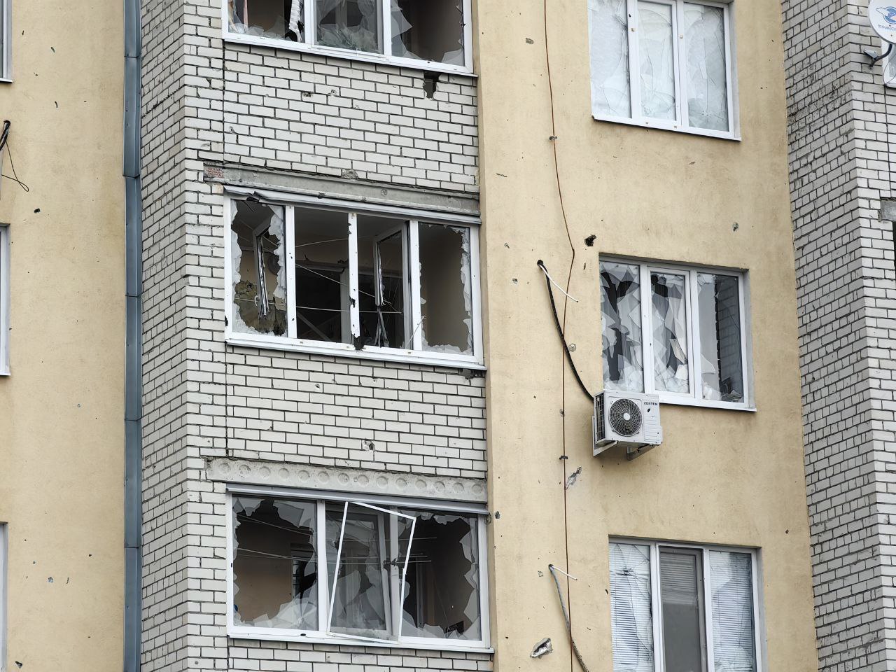 Пострадавший от атаки БПЛА саратовец продолжает лечение в стационаре